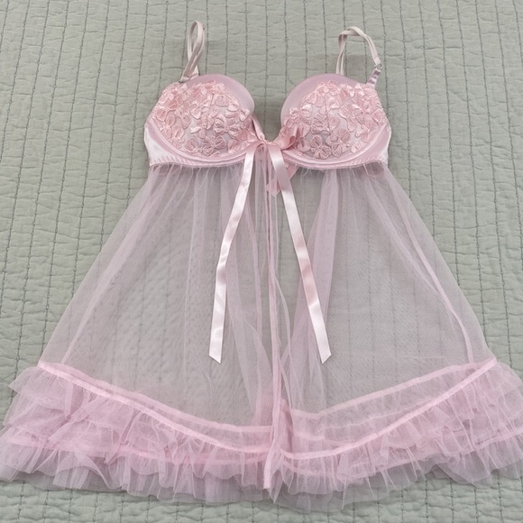 Victoria’s Secret Teddy - Picture 2 of 6